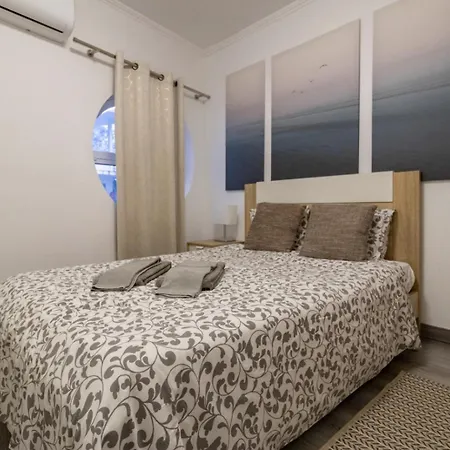 Apartman Cozy Flat Near Oura